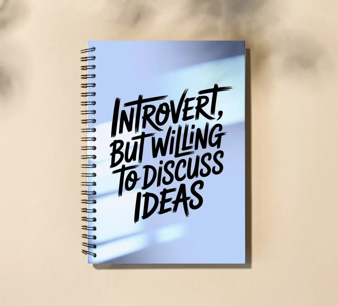 "Introverso, ma disposto a discutere di idee" - Edizione Soft diario ad anelli da logic