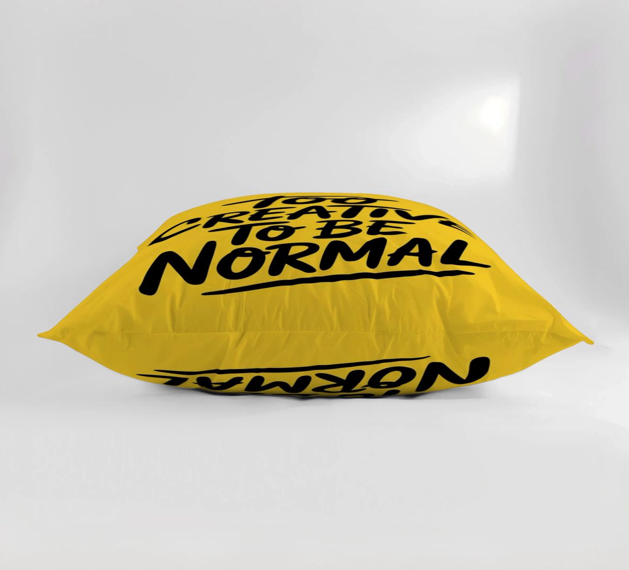 "Troppo creativo per essere normale" - Minimal Vibes cuscino da logic