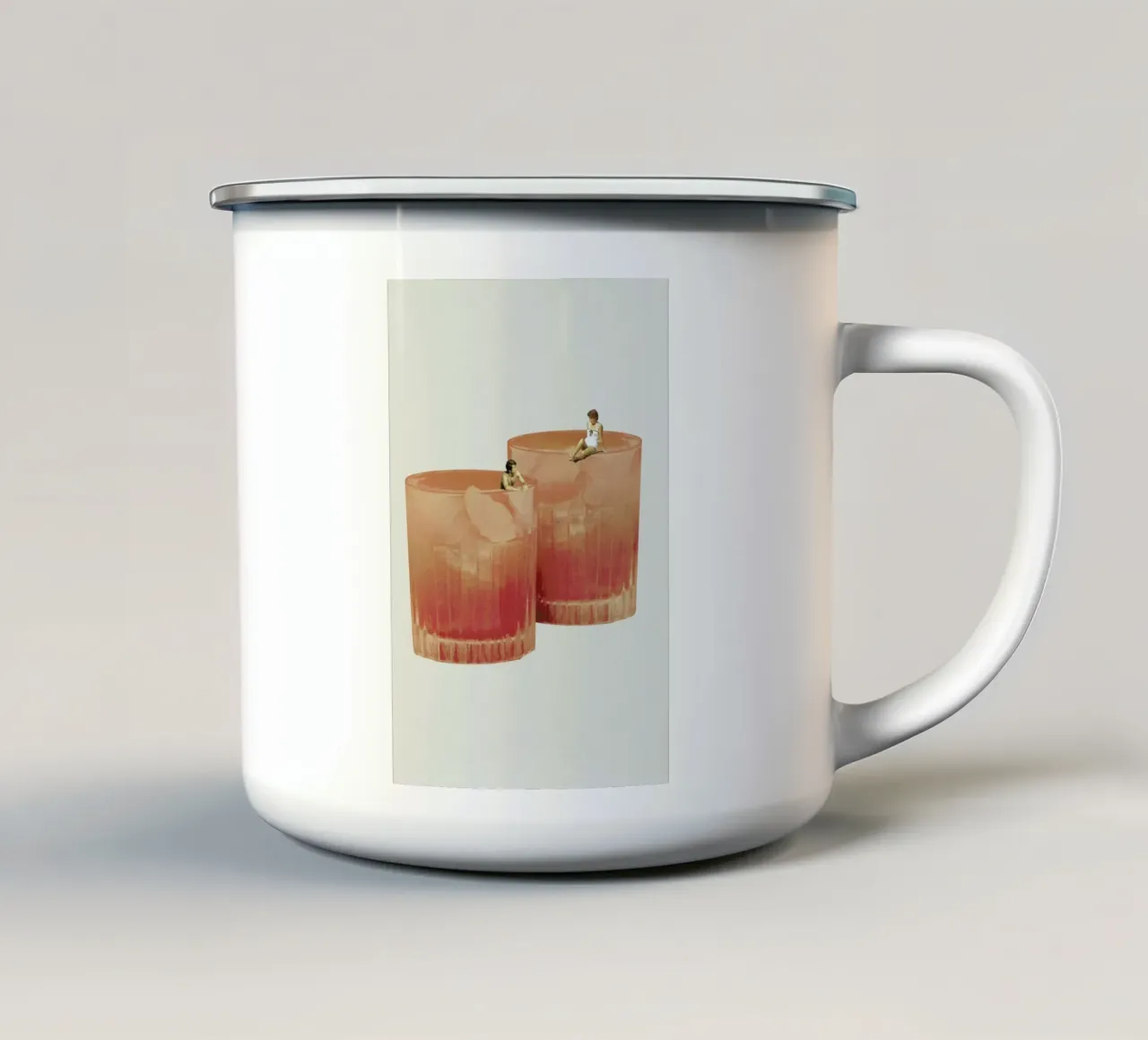 Holiday In A Glass 3 Emaille Tasse von Maarten Léon