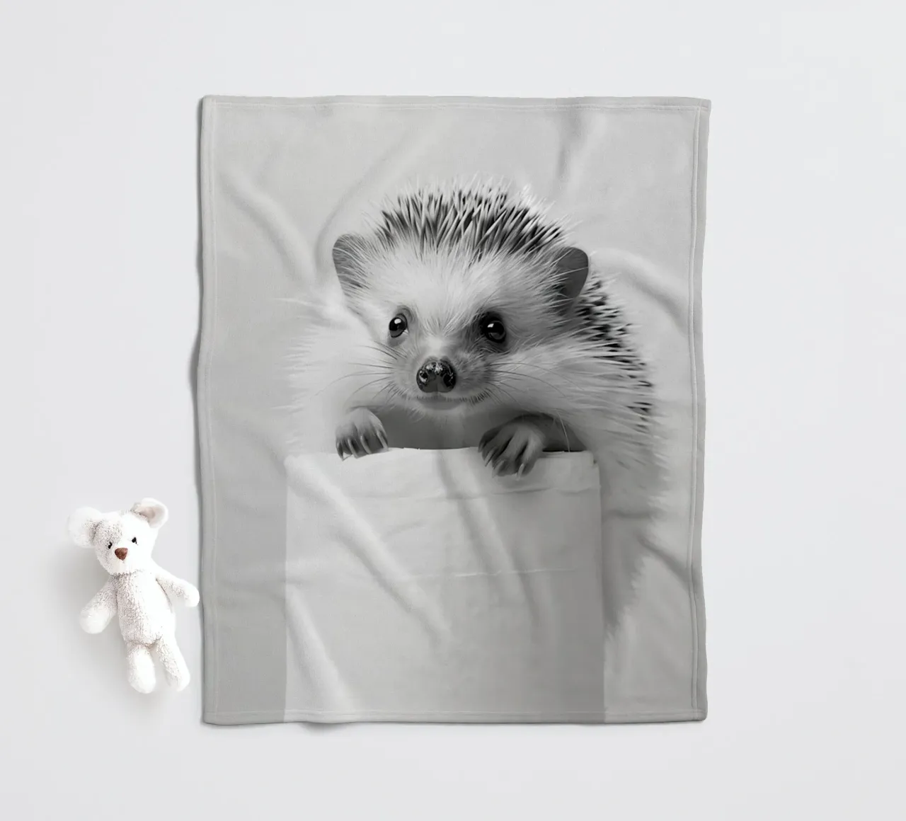 Hedgehog Fleecedecke von animals_studio