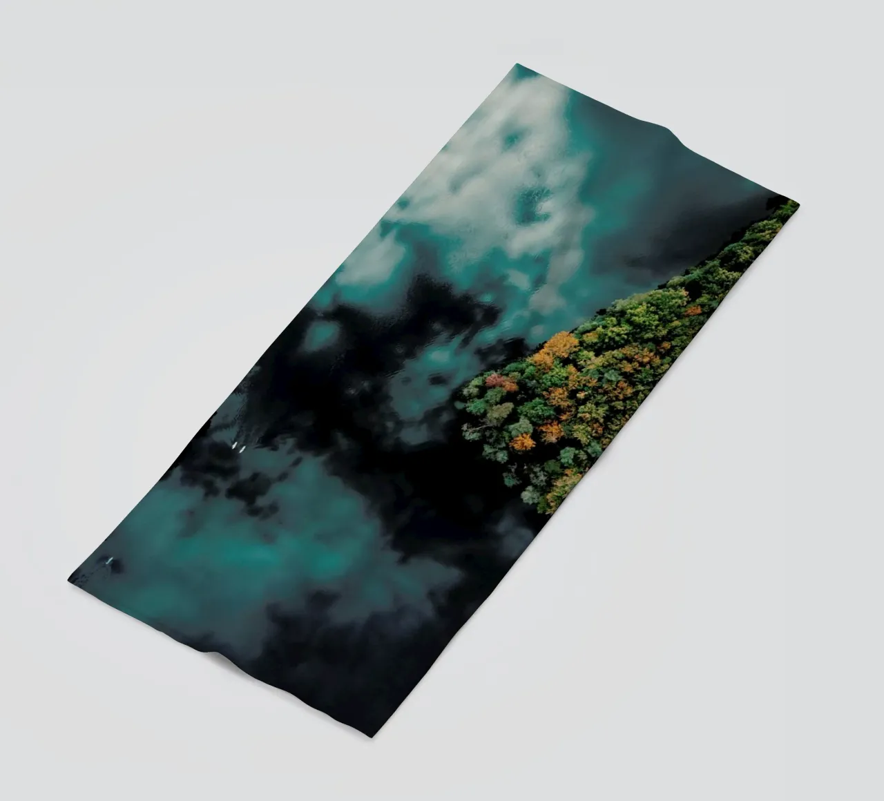 Forest And Water telo mare da Sebastian Hilgetag