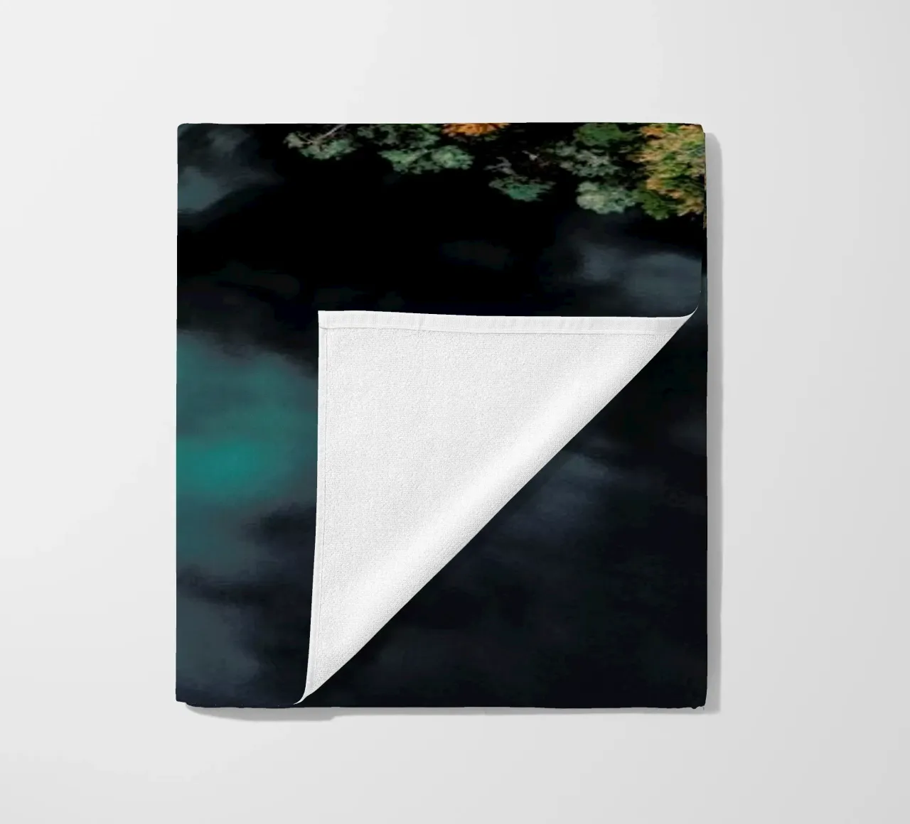 Forest And Water telo mare da Sebastian Hilgetag