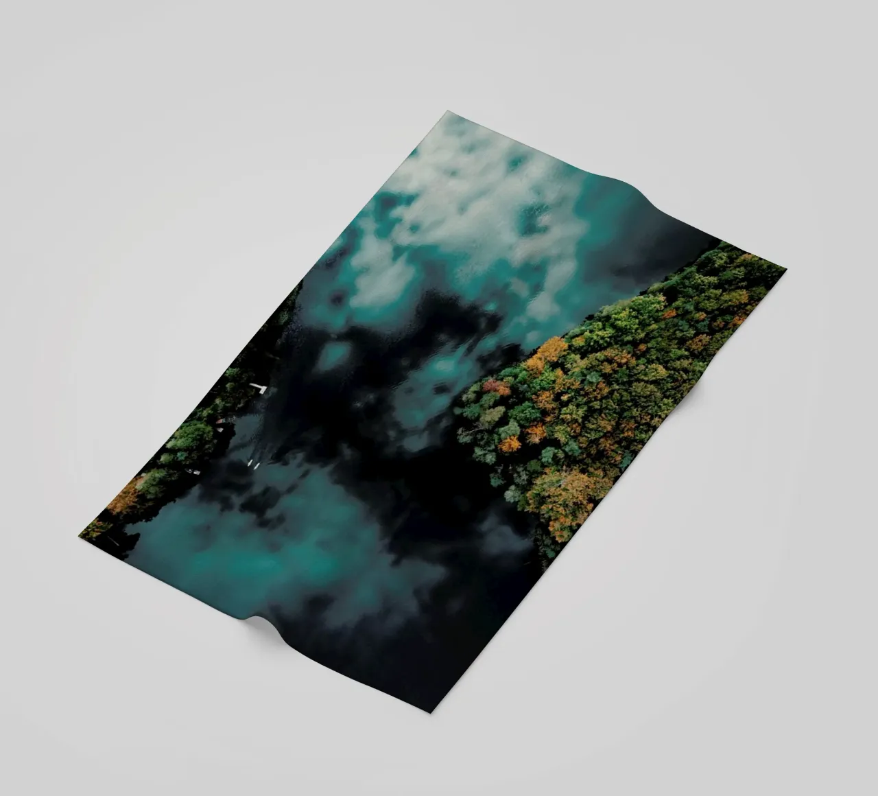 Forest And Water telo mare da Sebastian Hilgetag