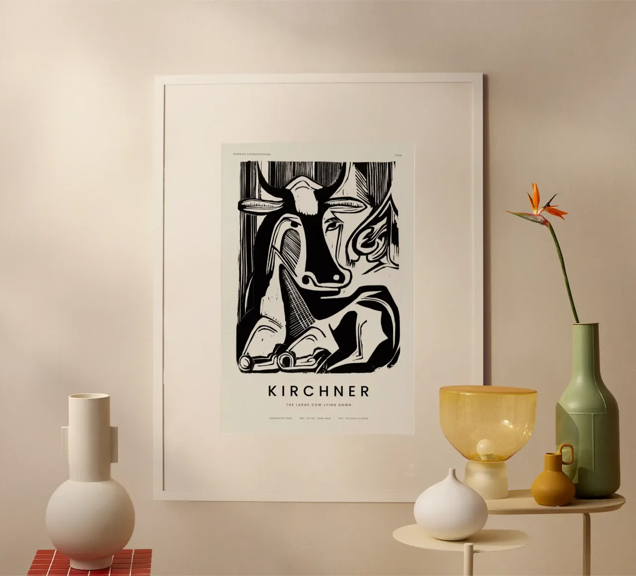 Kirchner - The Large Cow Lying Down poster con telaio in legno da Vintage by JUNIQE