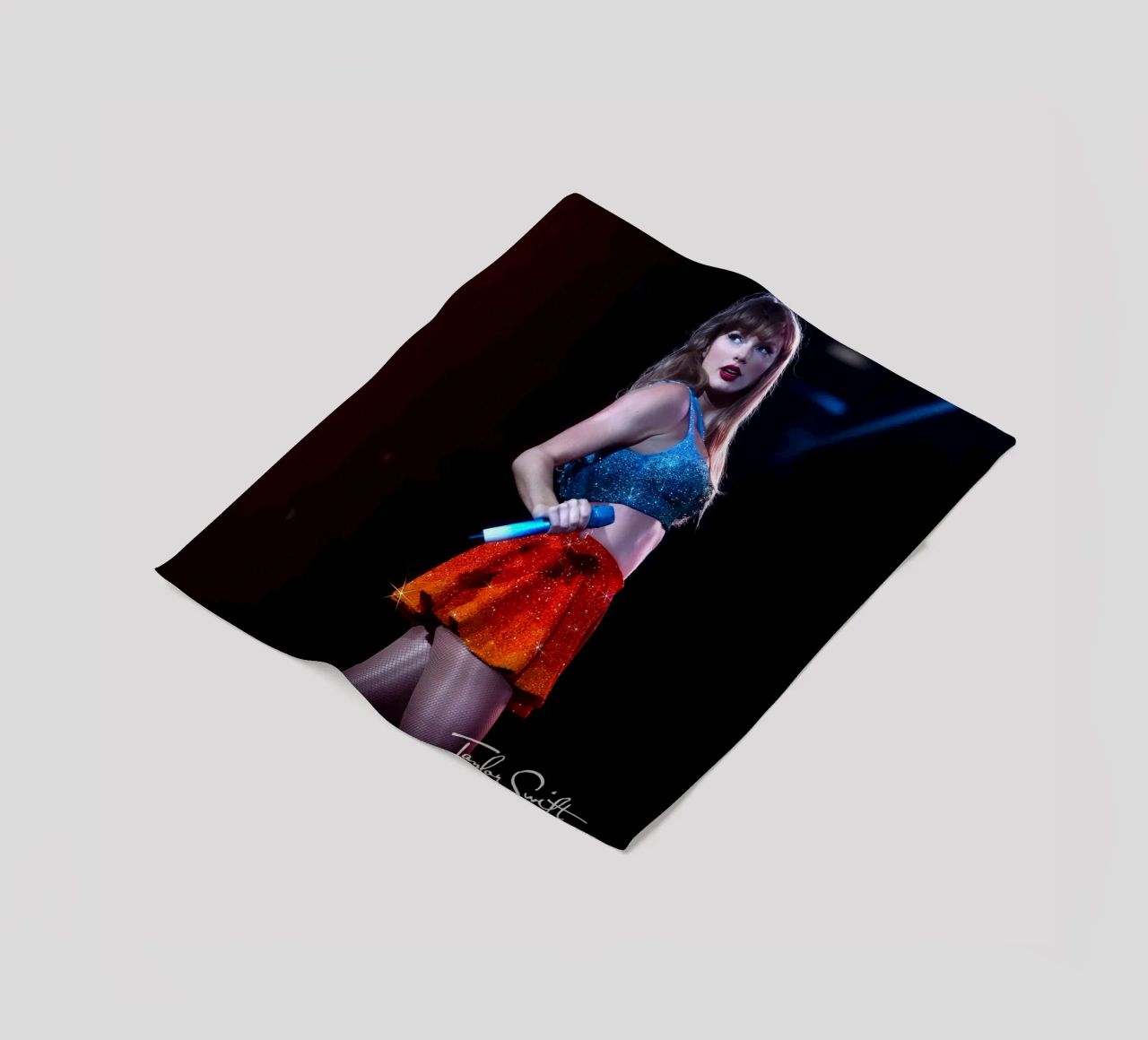 taylor swift suonare canzone coperta in pile da NindaCreationsArt