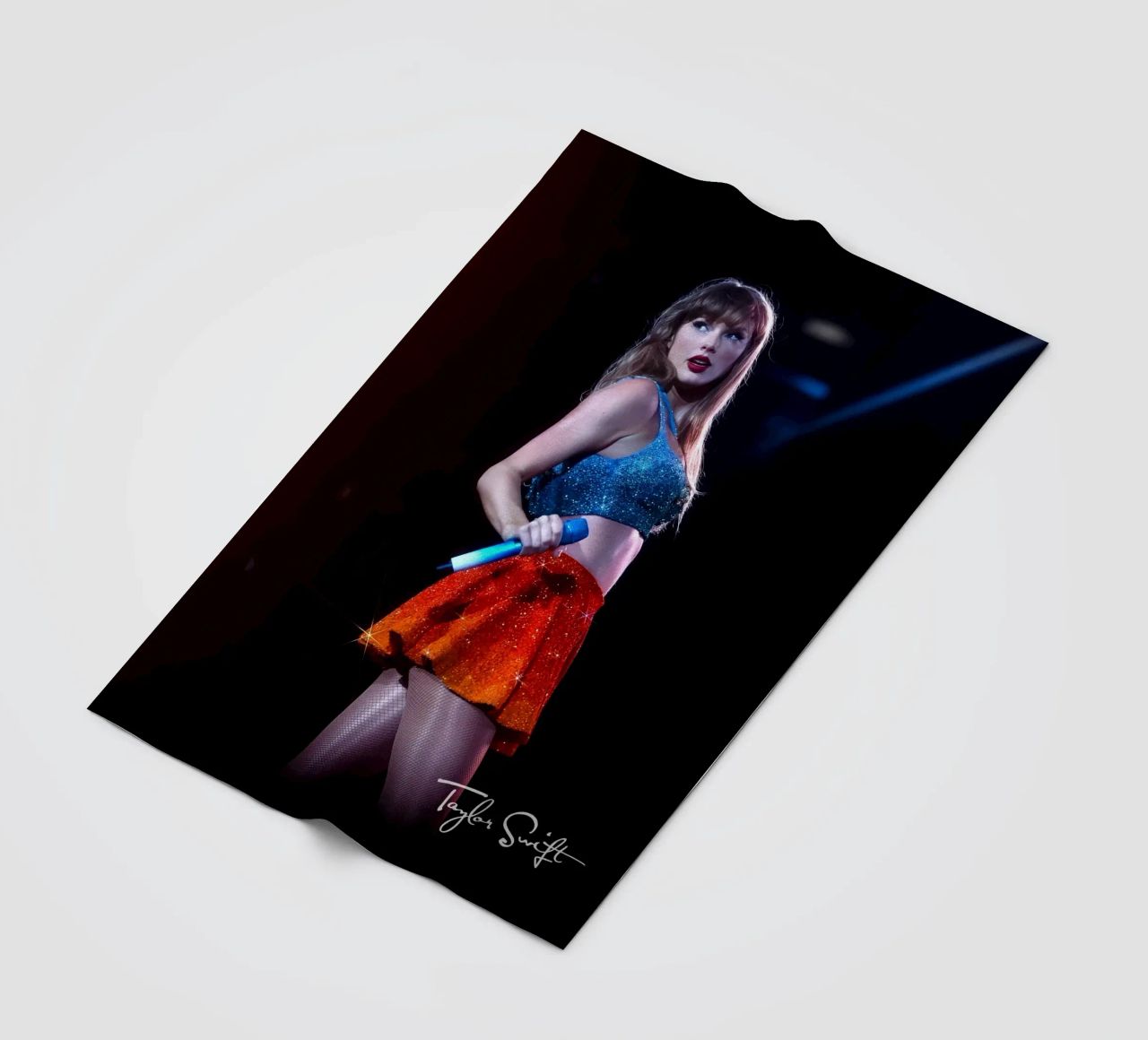 taylor swift suonare canzone coperta in pile da NindaCreationsArt