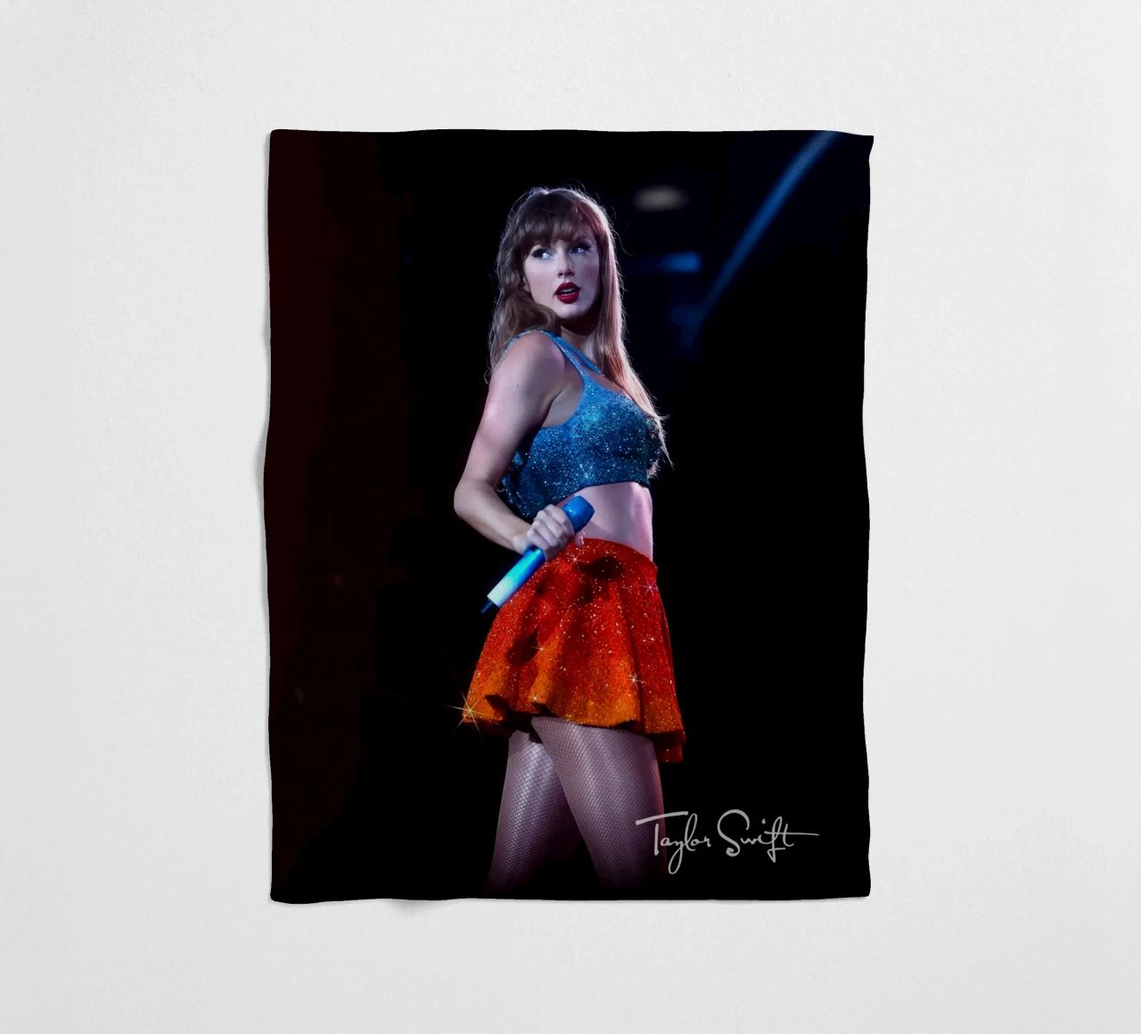 taylor swift suonare canzone coperta in pile da NindaCreationsArt