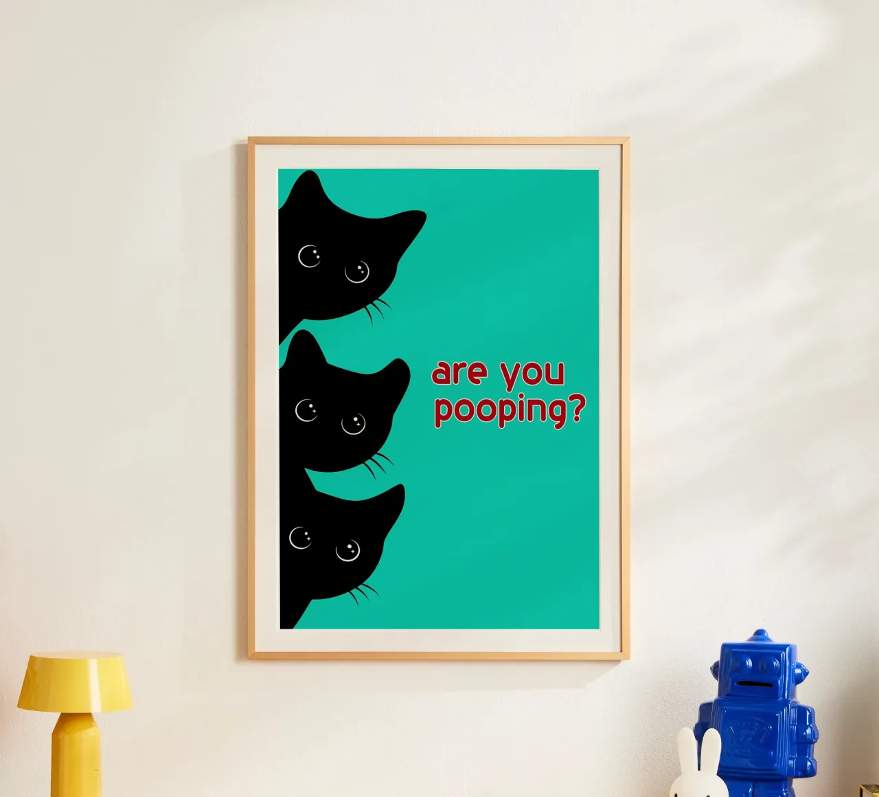 gatto stai facendo la cacca in modo strano poster con telaio in legno da Nayara