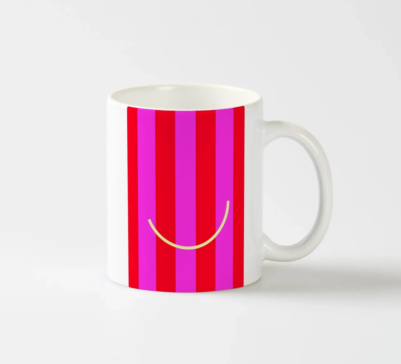 smile. tazza in ceramica da FRICKE DESIGN