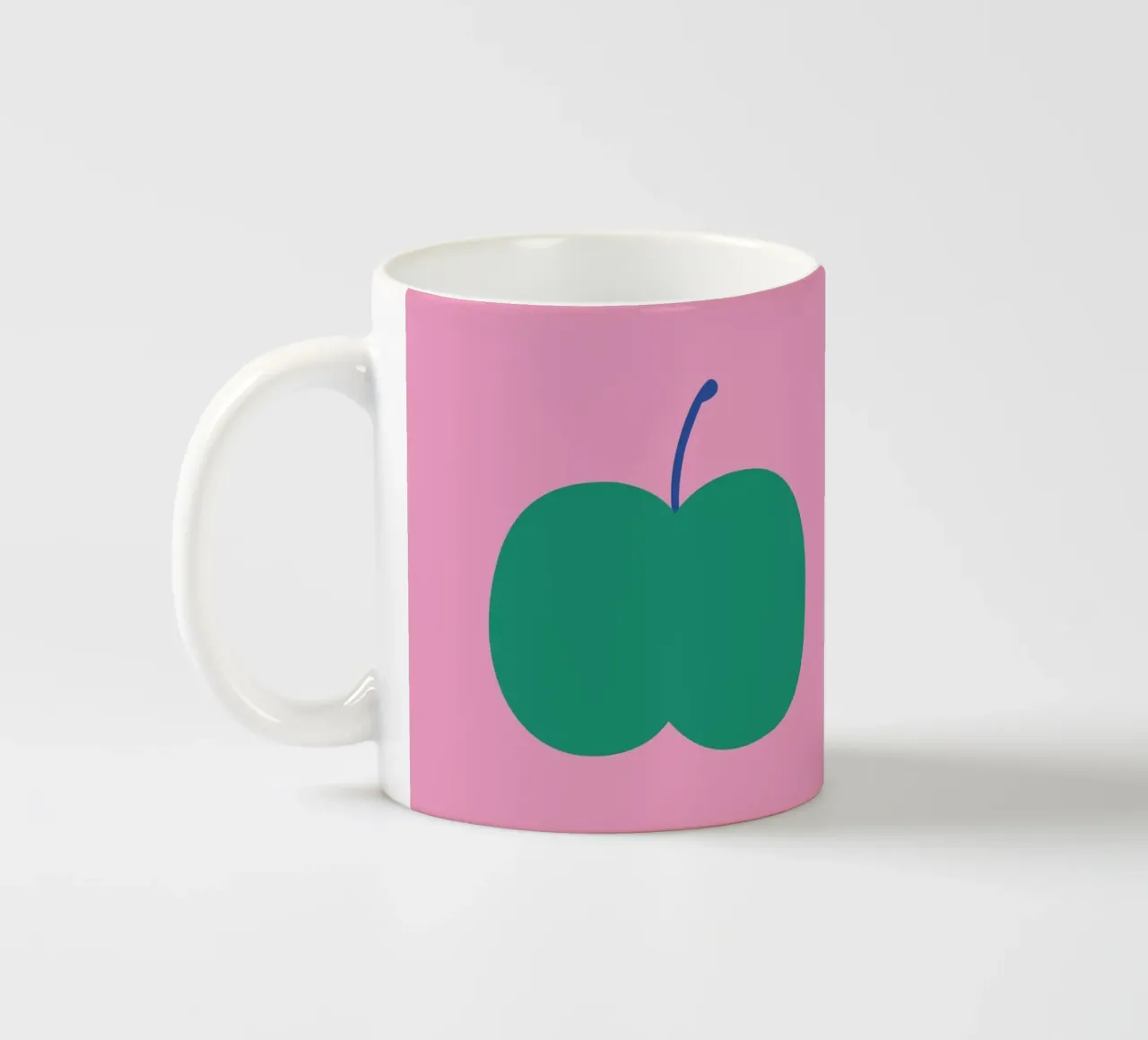 Big red apple tazza in ceramica da Susann Stefanizen