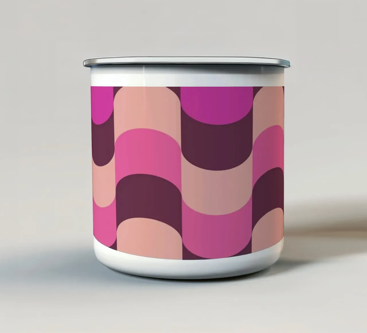 Retro Waves Rosa Muster Emaille Tasse von Studio Vibe