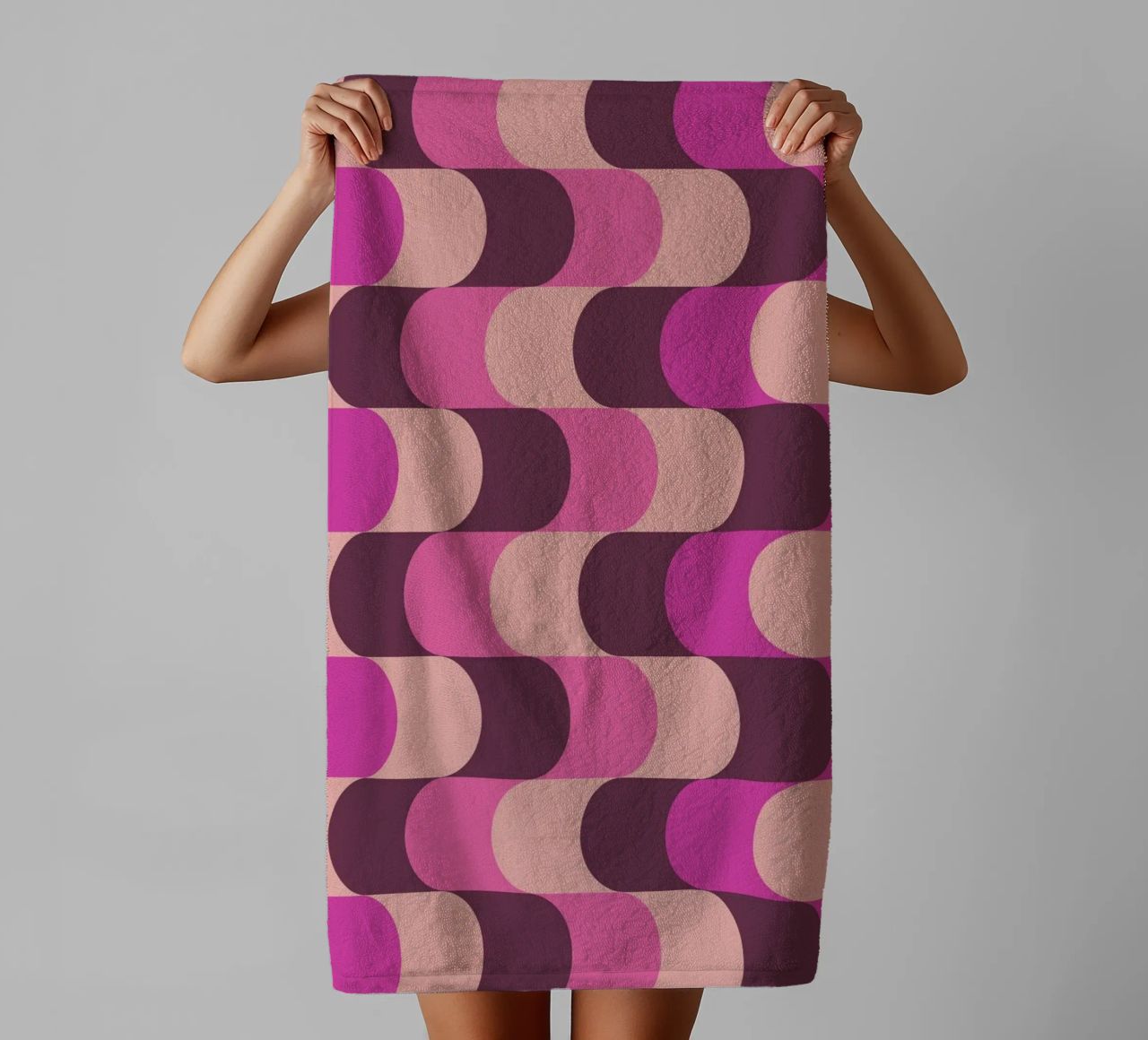 Retro Waves Pink Pattern asciugamano da bagno da Studio Vibe