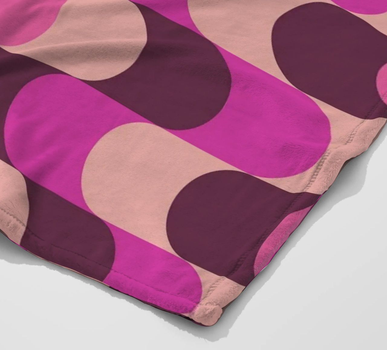Retro Waves Pink Pattern coperta in pile da Studio Vibe