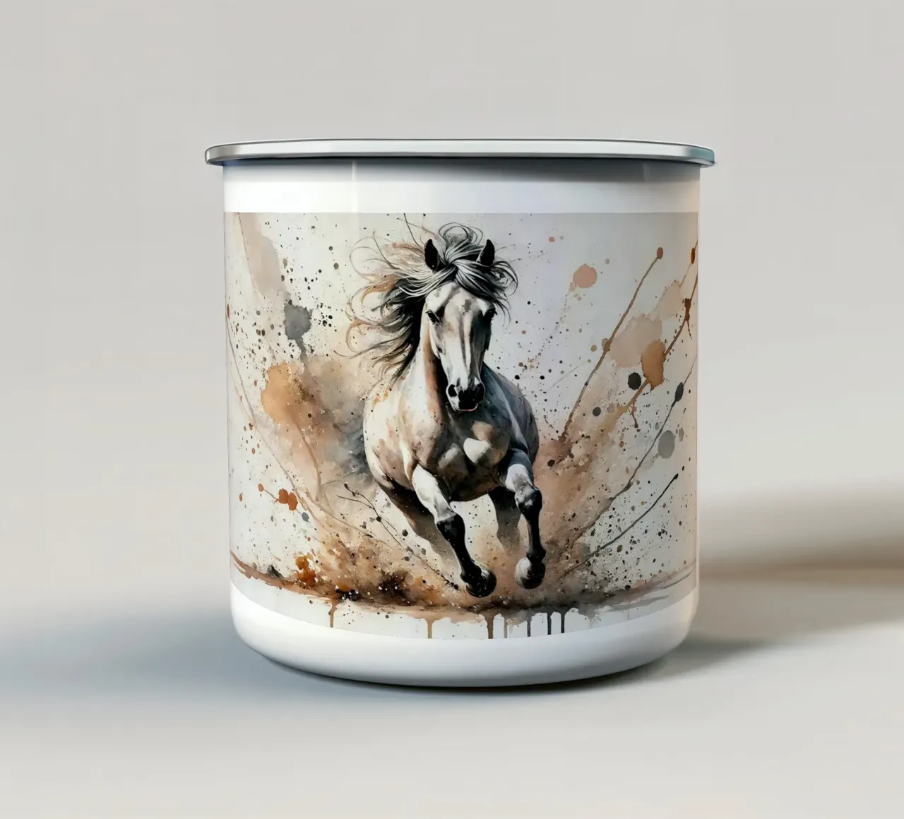 Splendore del cavallo al galoppo tazza in smalto da Chromatic Fusion Studio