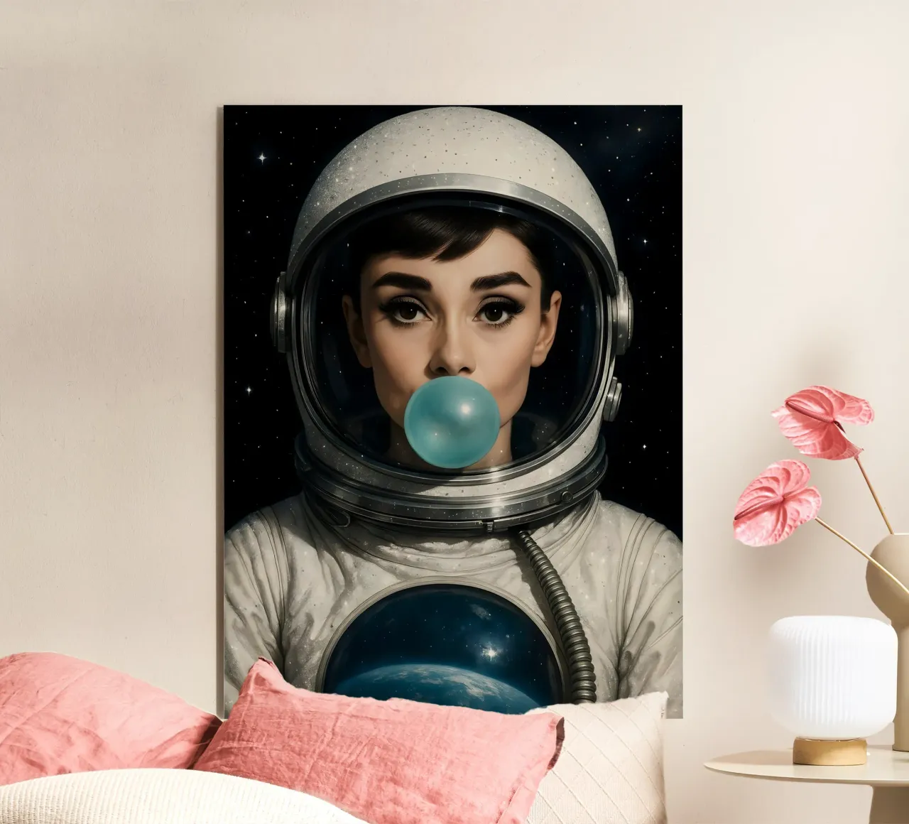 AUDREY HEPBURN CHICLE ASTRONAUTA ESPACIAL aluminio dibond de ARTOMATIC