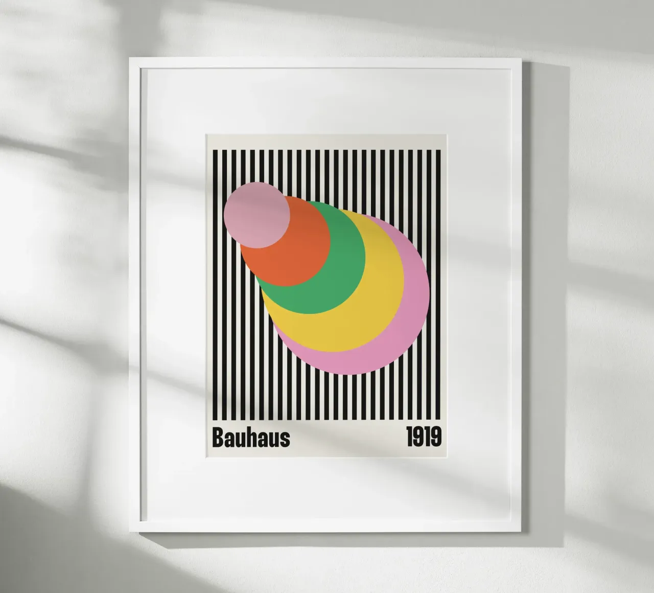 Circoli Bauhaus Stile della mostra 3 poster con telaio in alluminio da Paigaam Studio
