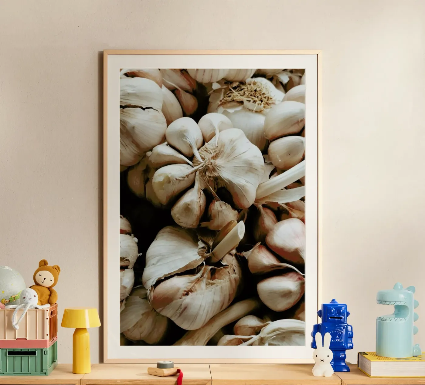 Kitchen Essentials – Garlic Poster von Sebastian Hilgetag