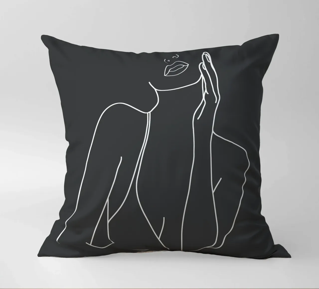 Minimal Line Art of a Woman cuscino da Nadjaa