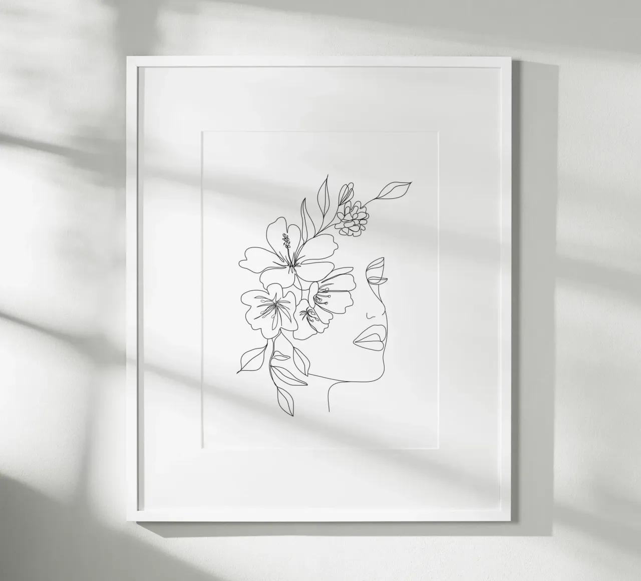 Minimal Line Art Woman Face II poster con telaio in alluminio da Nadjaa