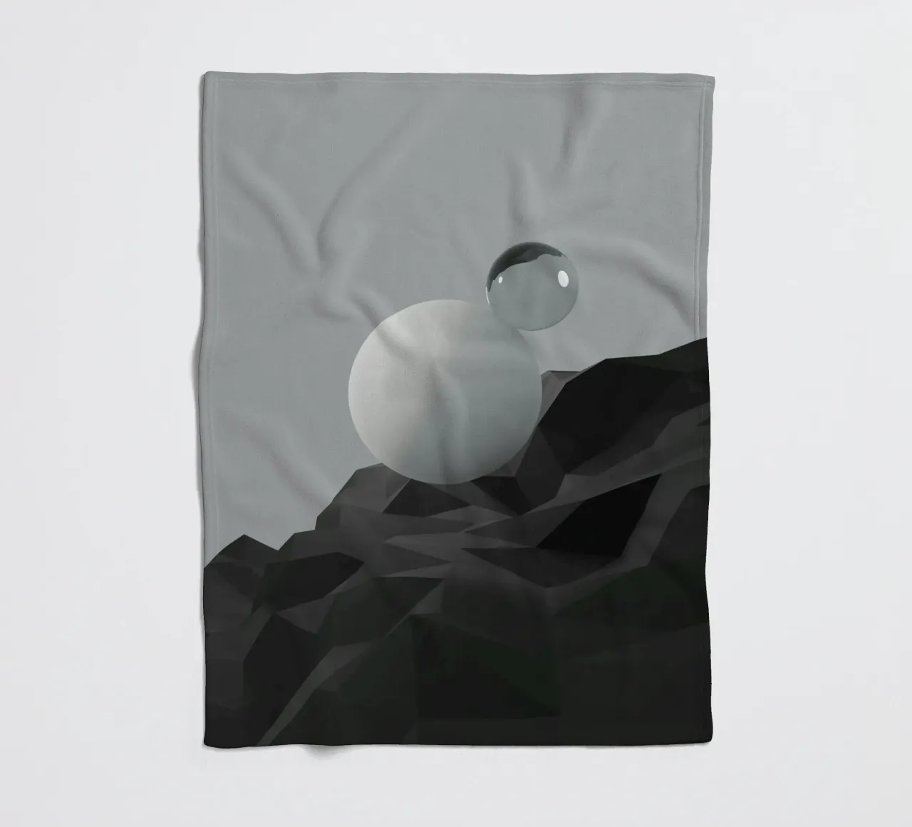 sfera geometrica coperta in pile da Earthly Visions