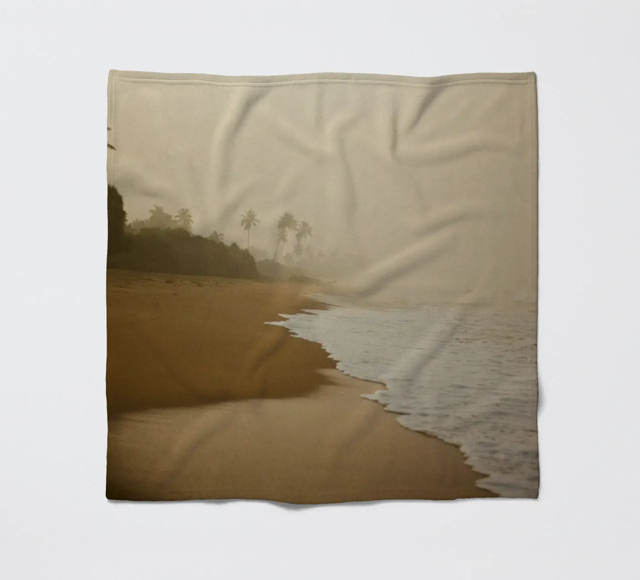 spiaggia mare coperta in pile da Earthly Visions