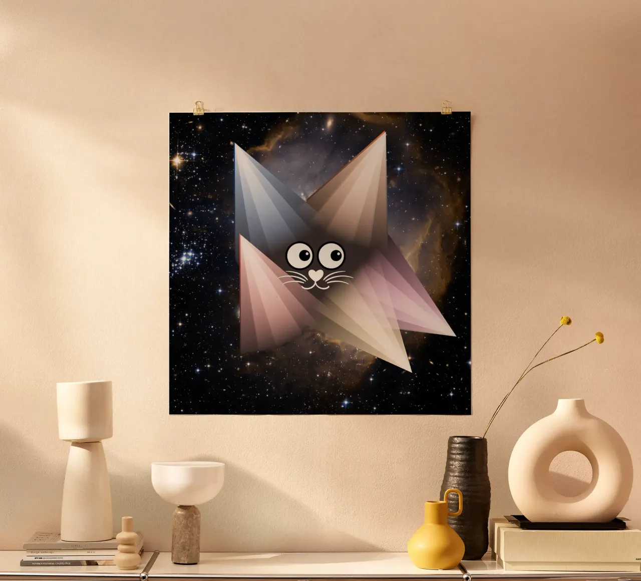 Gatto geometrico - motivo notturno con cielo stellato poster poster con telaio in legno da StrindesignStudio