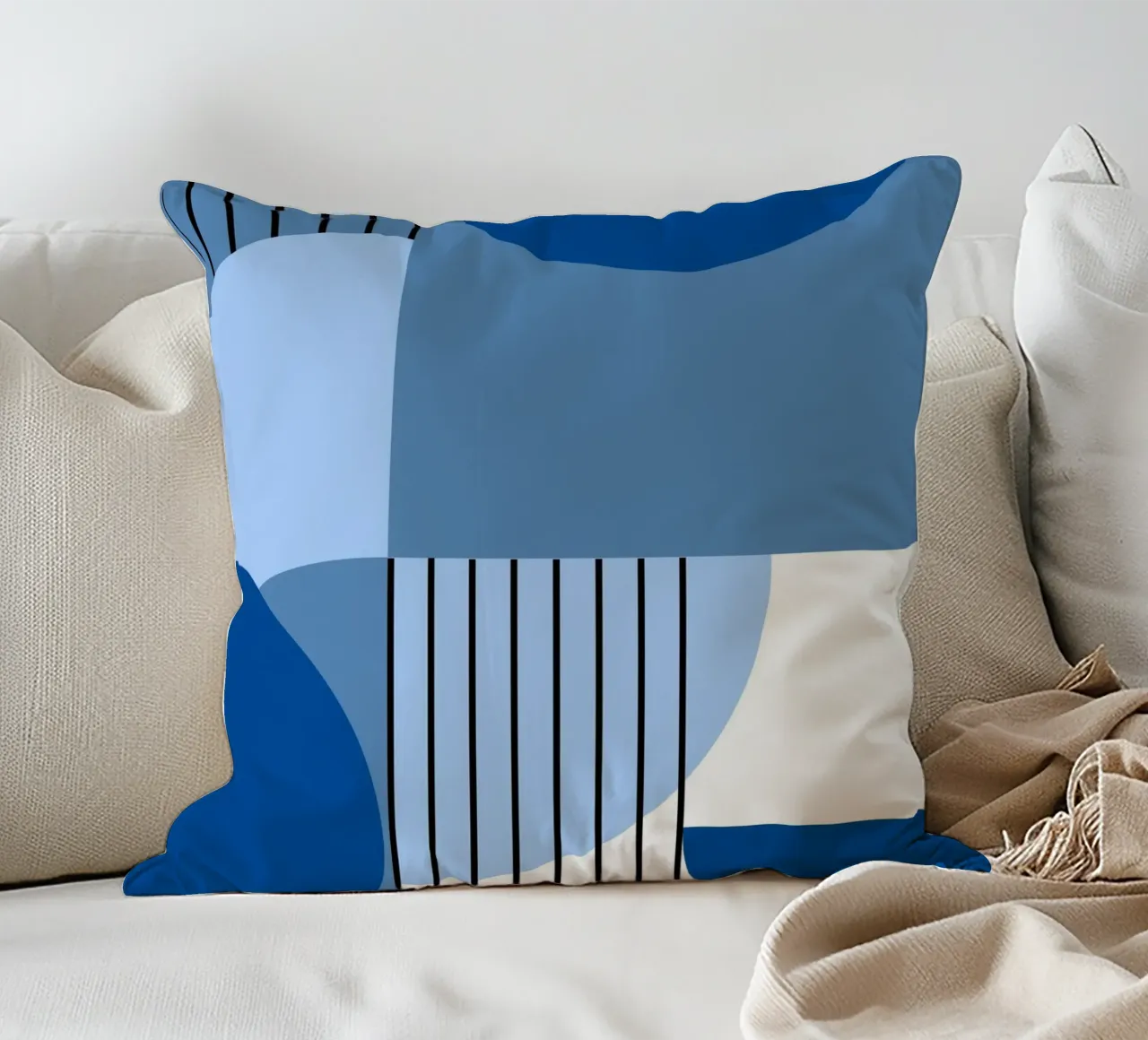 Composizione geometrica in blu cuscino da Studio Vibe