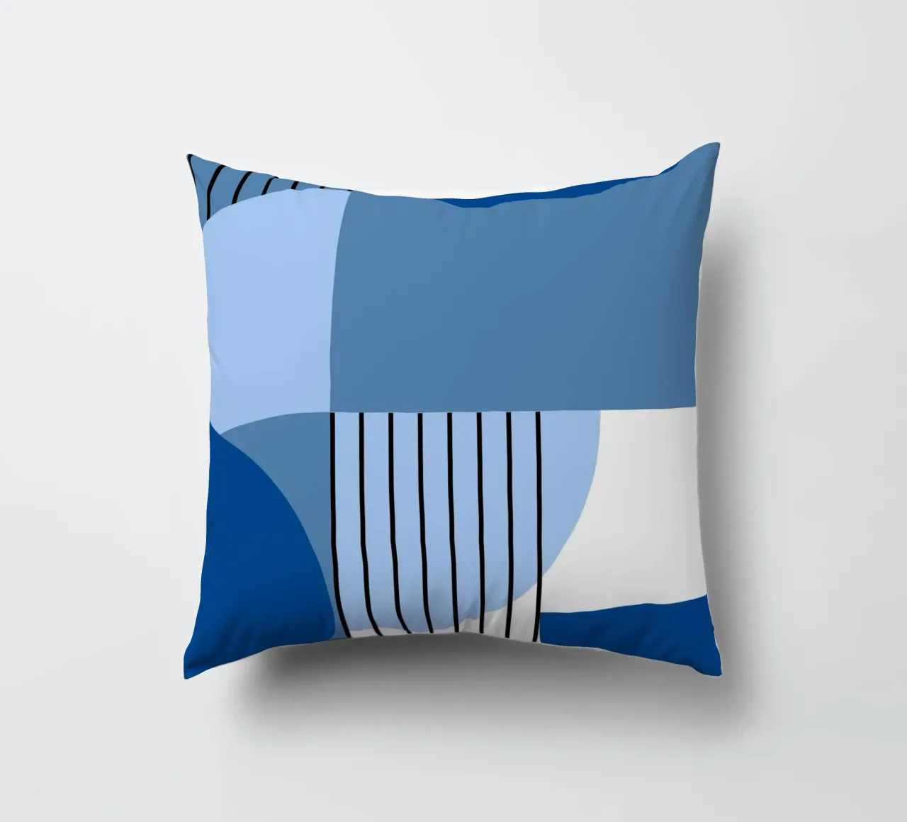 Composizione geometrica in blu cuscino da Studio Vibe