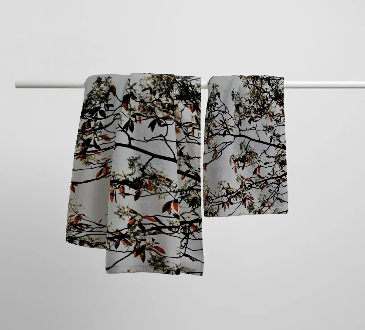 Grafic Spring And Flower Mood asciugamano da bagno da Studio Nahili