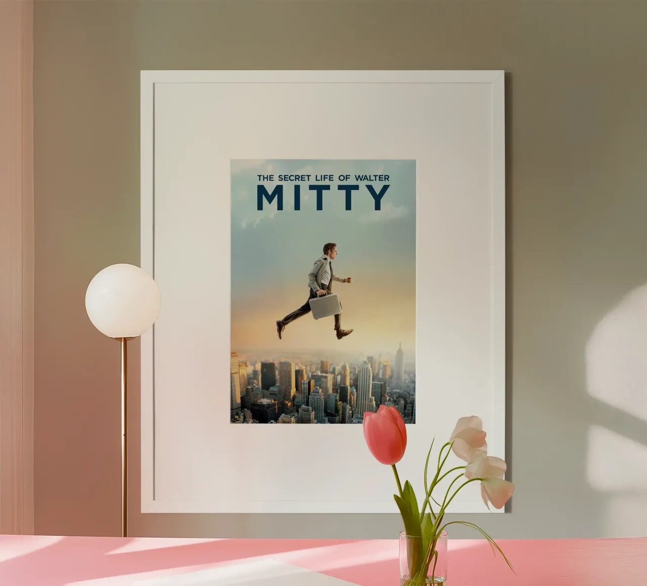 The Secret Life of Walter Mitty poster con telaio in plastica da Attaboy Dsgn