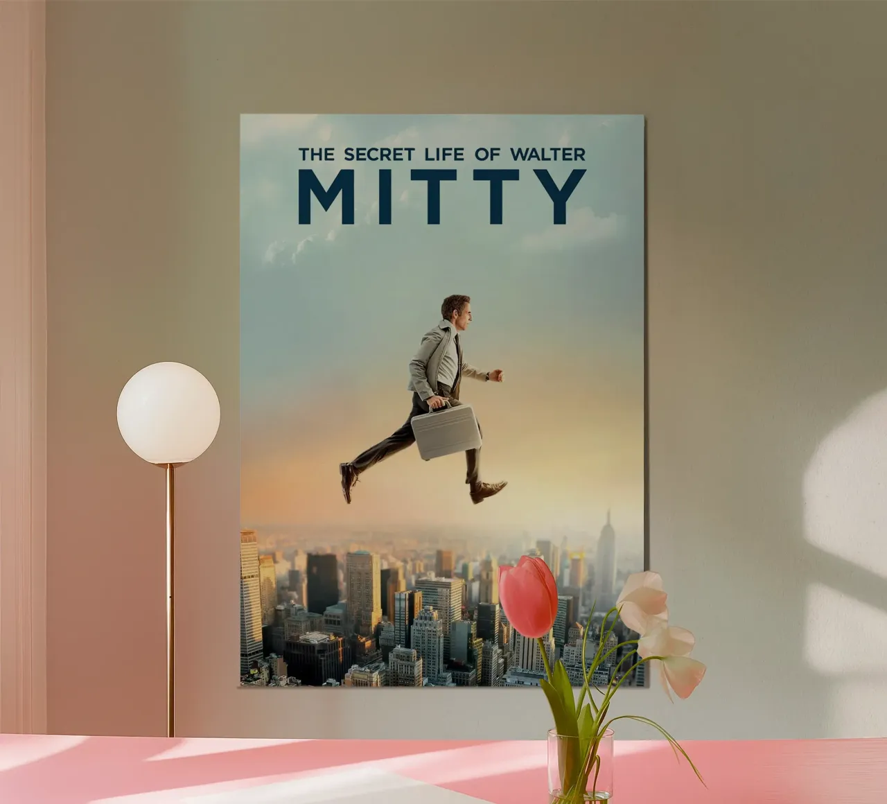 The Secret Life of Walter Mitty poster con telaio in plastica da Attaboy Dsgn
