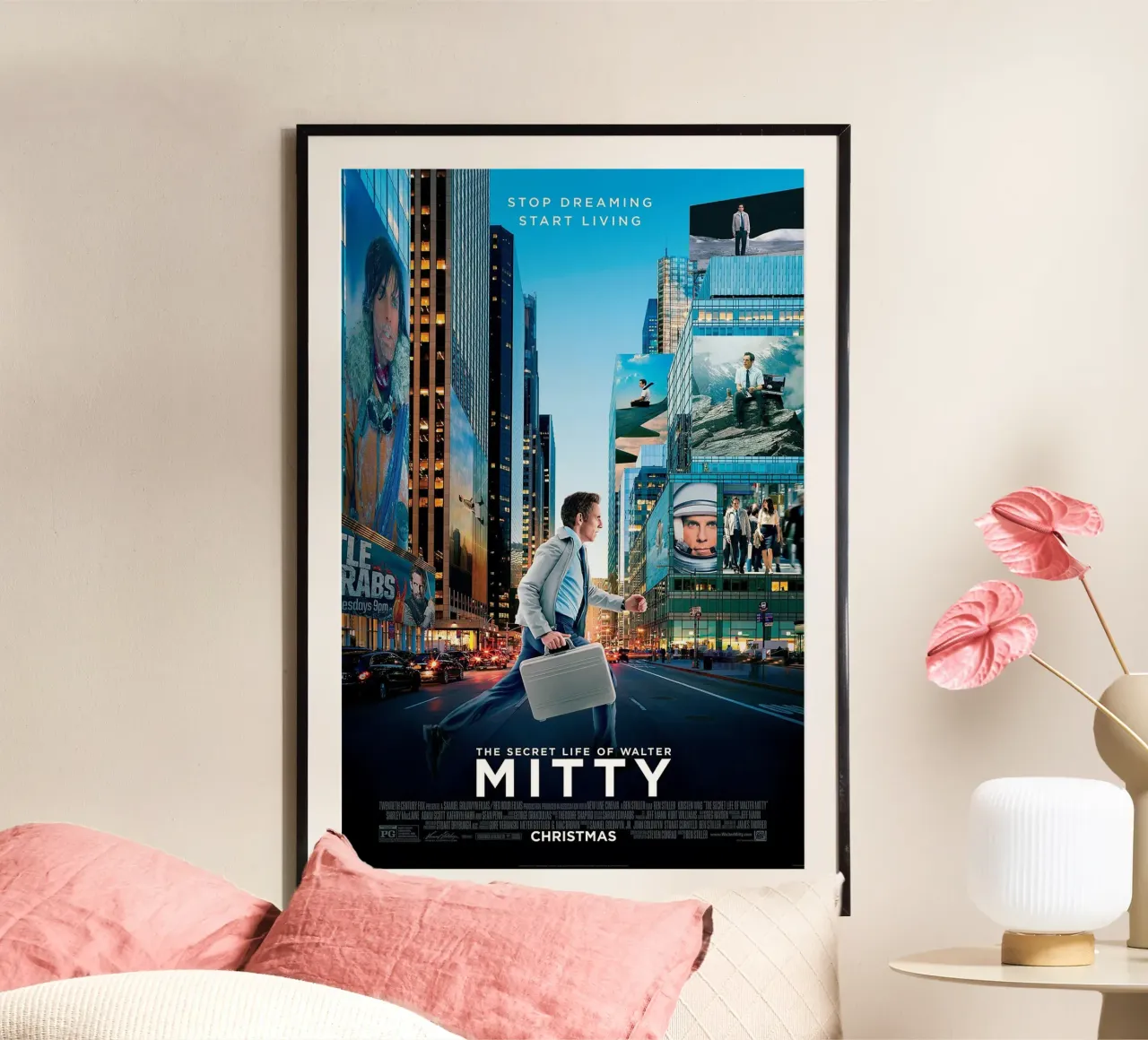 The Secret Life of Walter Mitty poster con telaio in plastica da Attaboy Dsgn