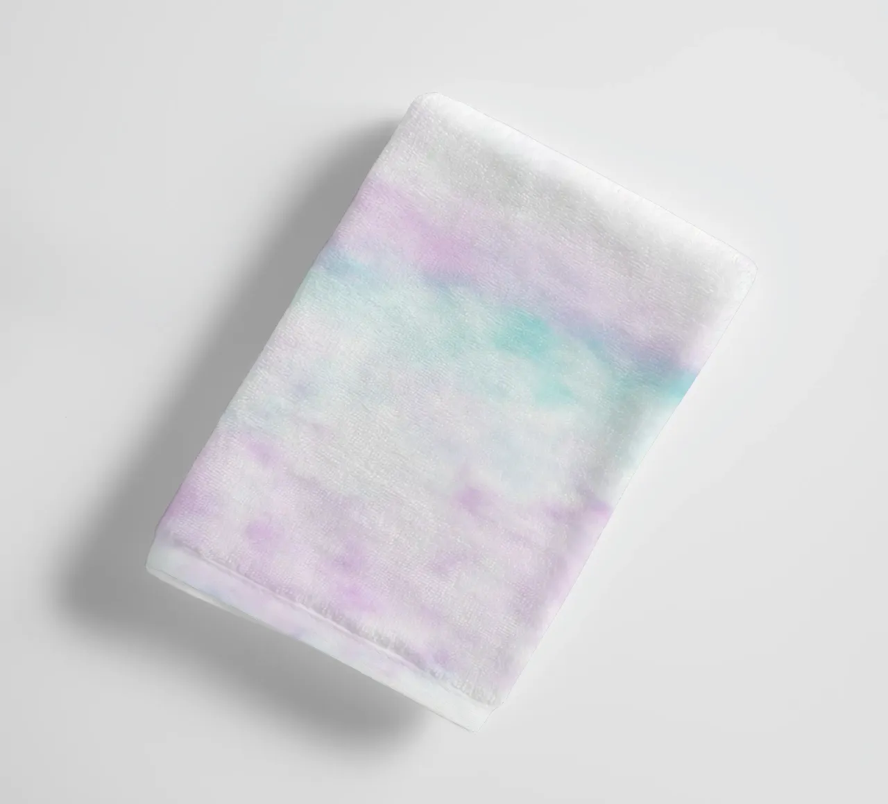 head in the clouds. asciugamano da bagno da FRICKE DESIGN