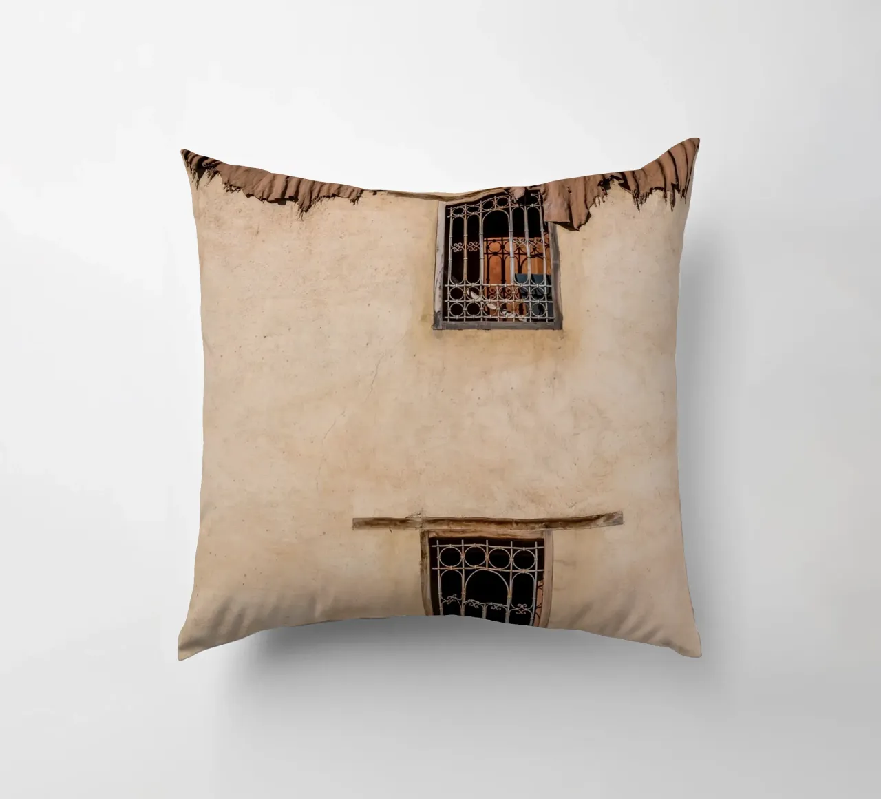Leather on the wall in fez cuscino da photolovers