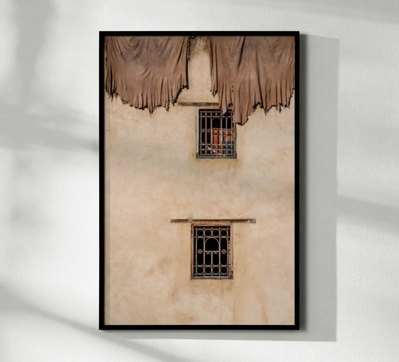 Leather on the wall in fez poster con telaio in alluminio da photolovers
