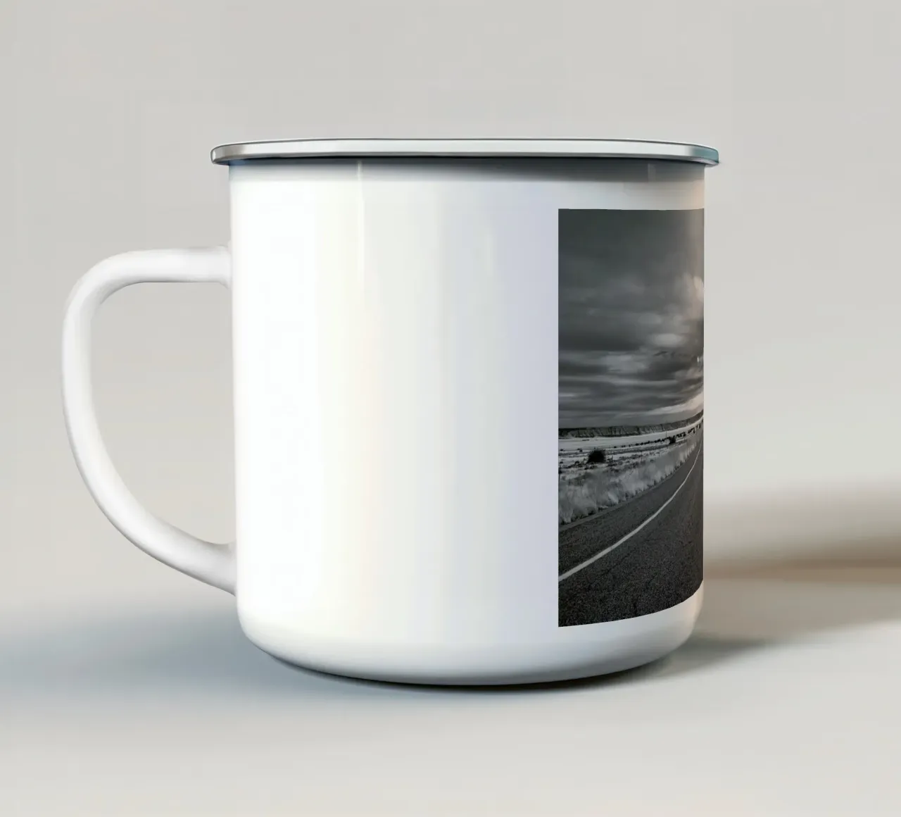 Open Roads tazza in smalto da Marc Gruninger