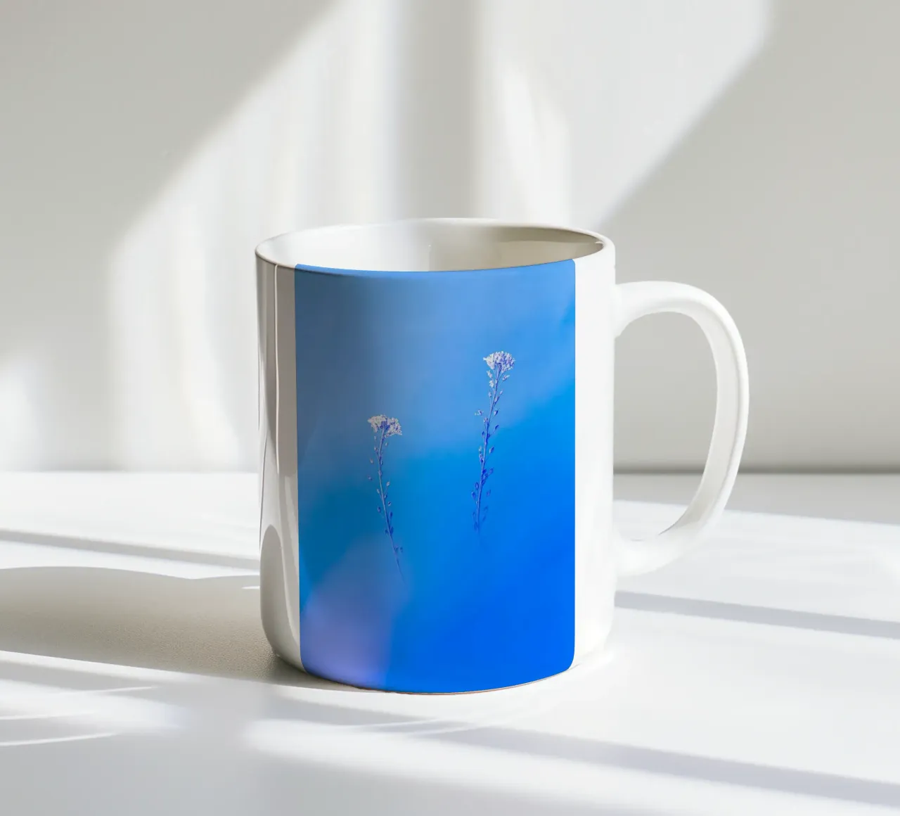 fiori delicati tazza in ceramica da Bleu