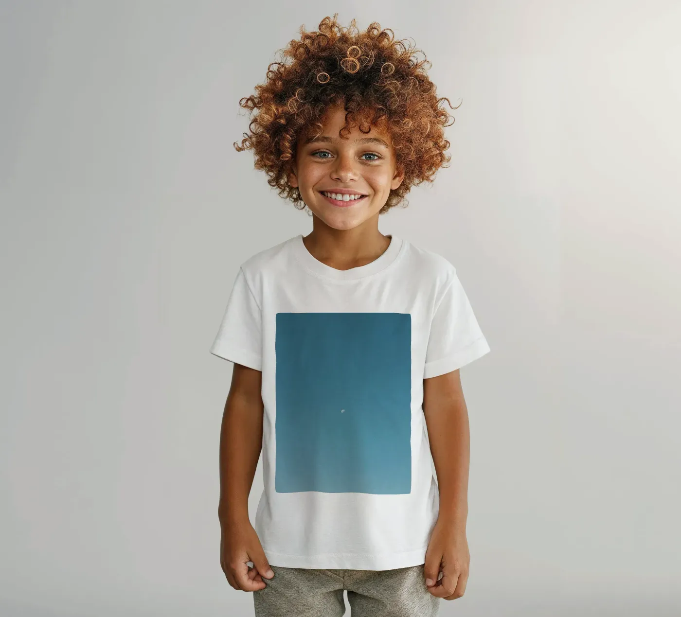 simple moon Kinder T-Shirt von Bleu