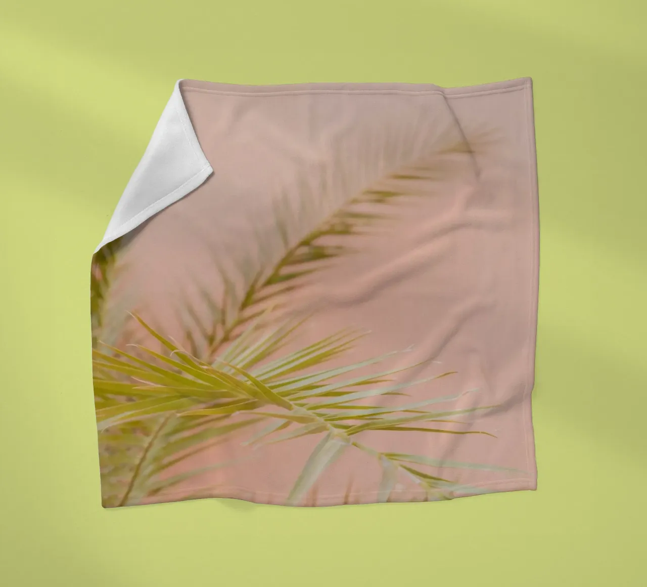 Green and pink in Marrakesh coperta in pile da photolovers