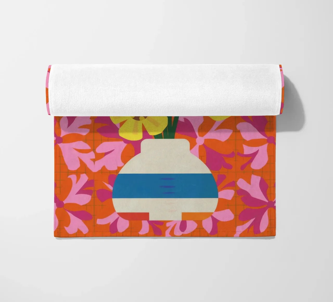 Chromatisches Floral-Patchwork Strandtuch von Terra Tone