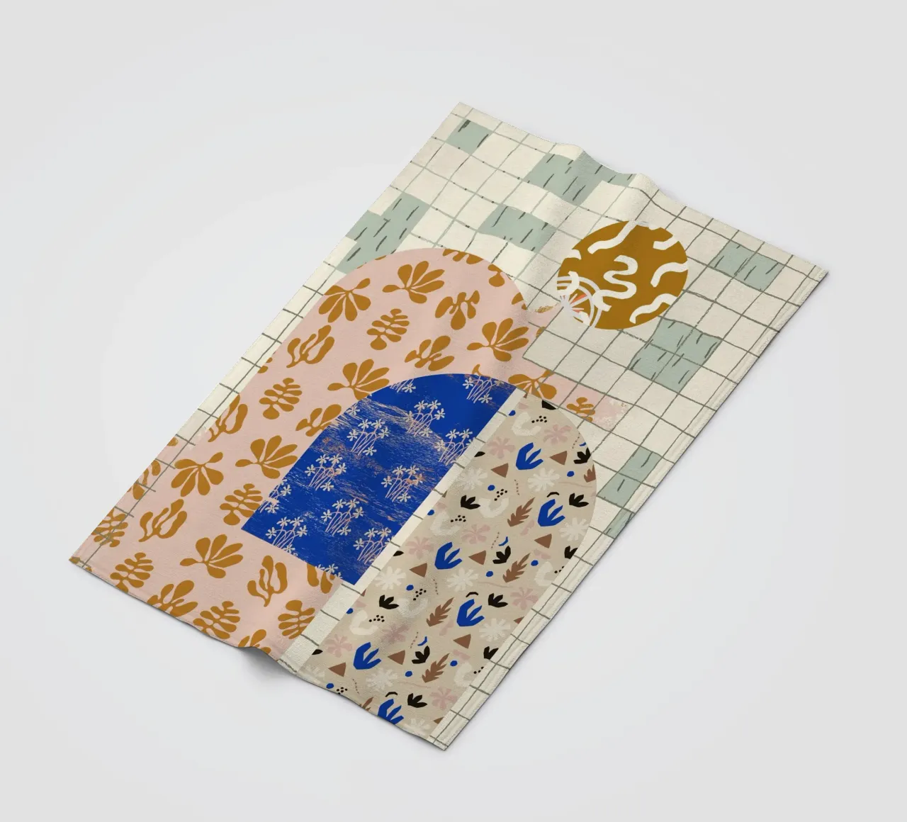 Pattern Play No 2 fleecedeken van treechild