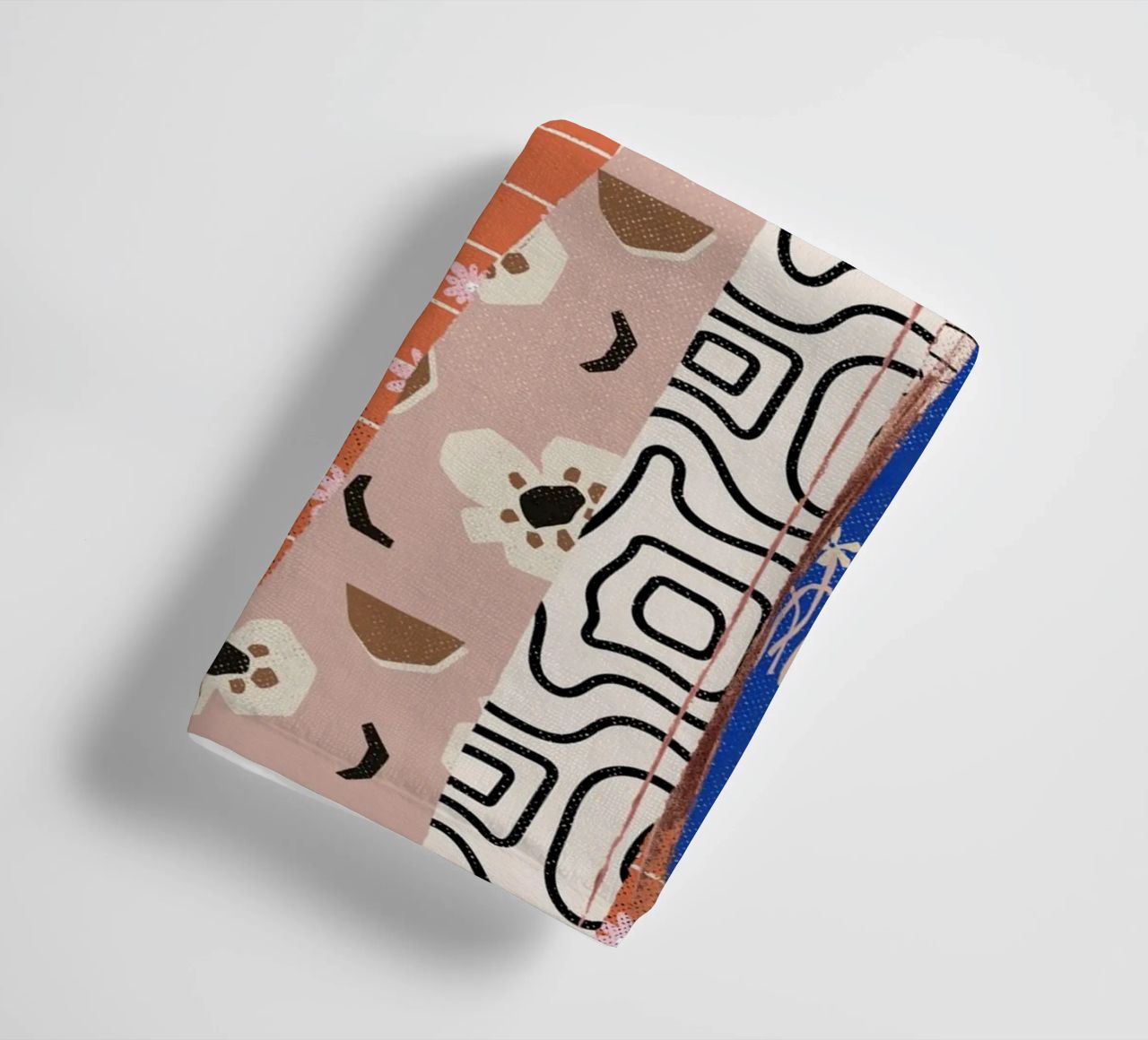 Pattern Play No 04 badhanddoek van treechild