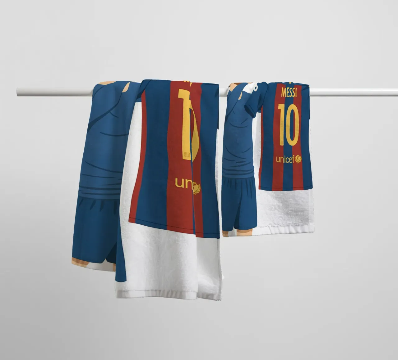 Lionel Messi Minimalist towel by MoviesArt