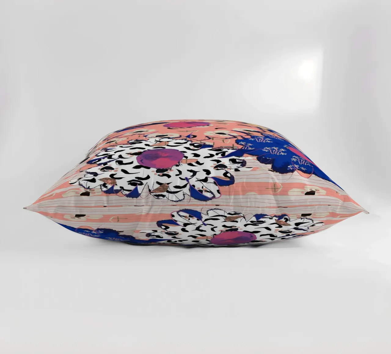 Pattern Play No 07 Kissen von treechild