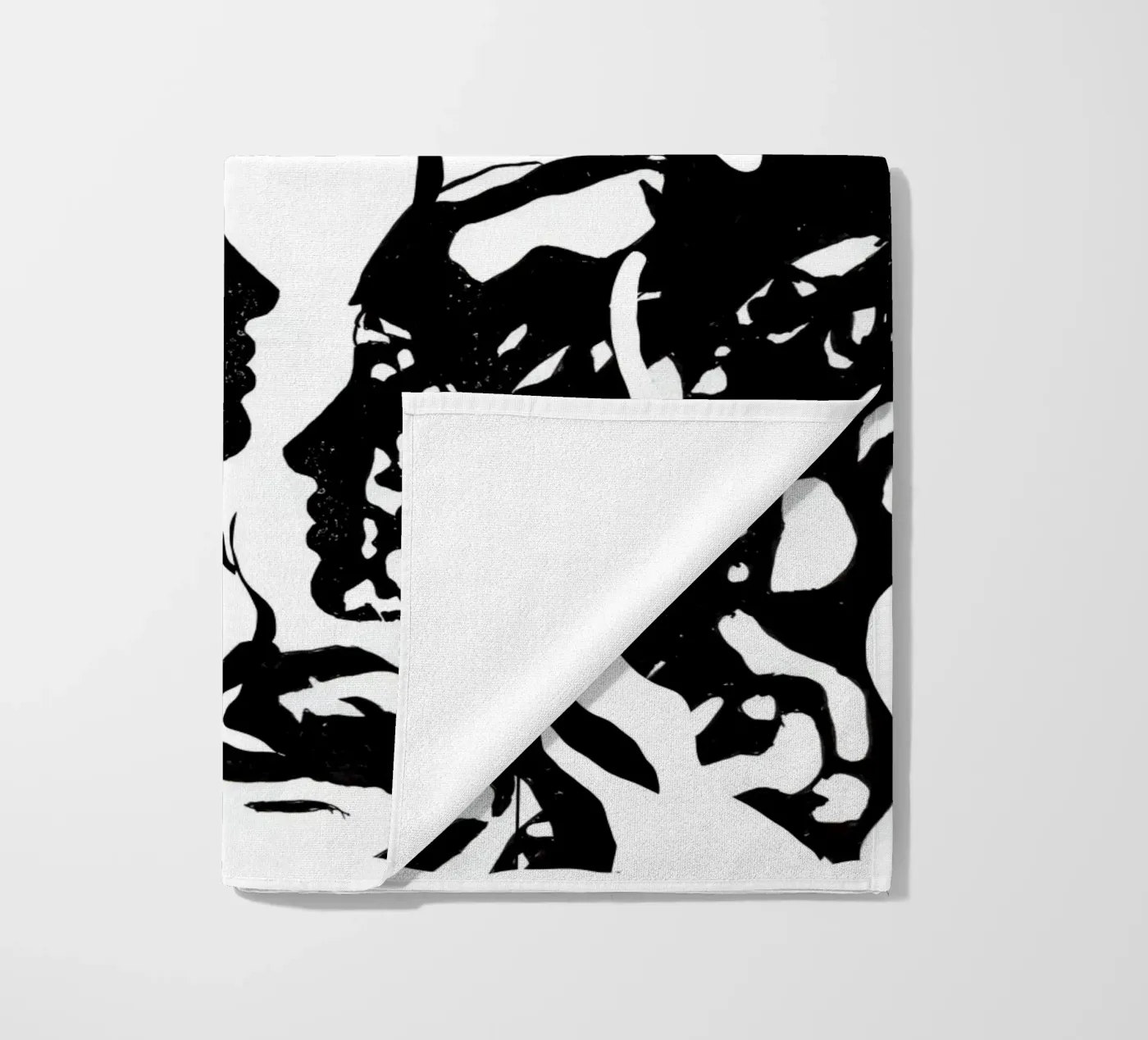 bw1 beach towel by Giulio Iurissevich