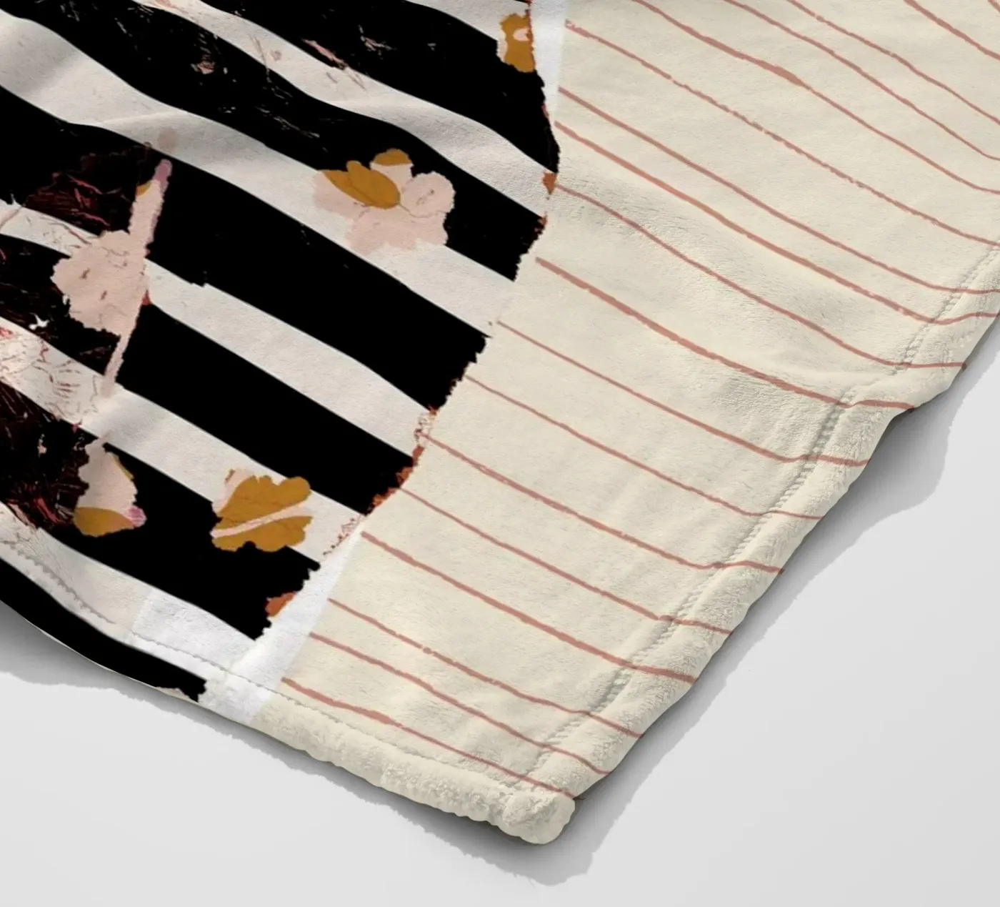 Pattern Play No 15 Fleecedecke von treechild
