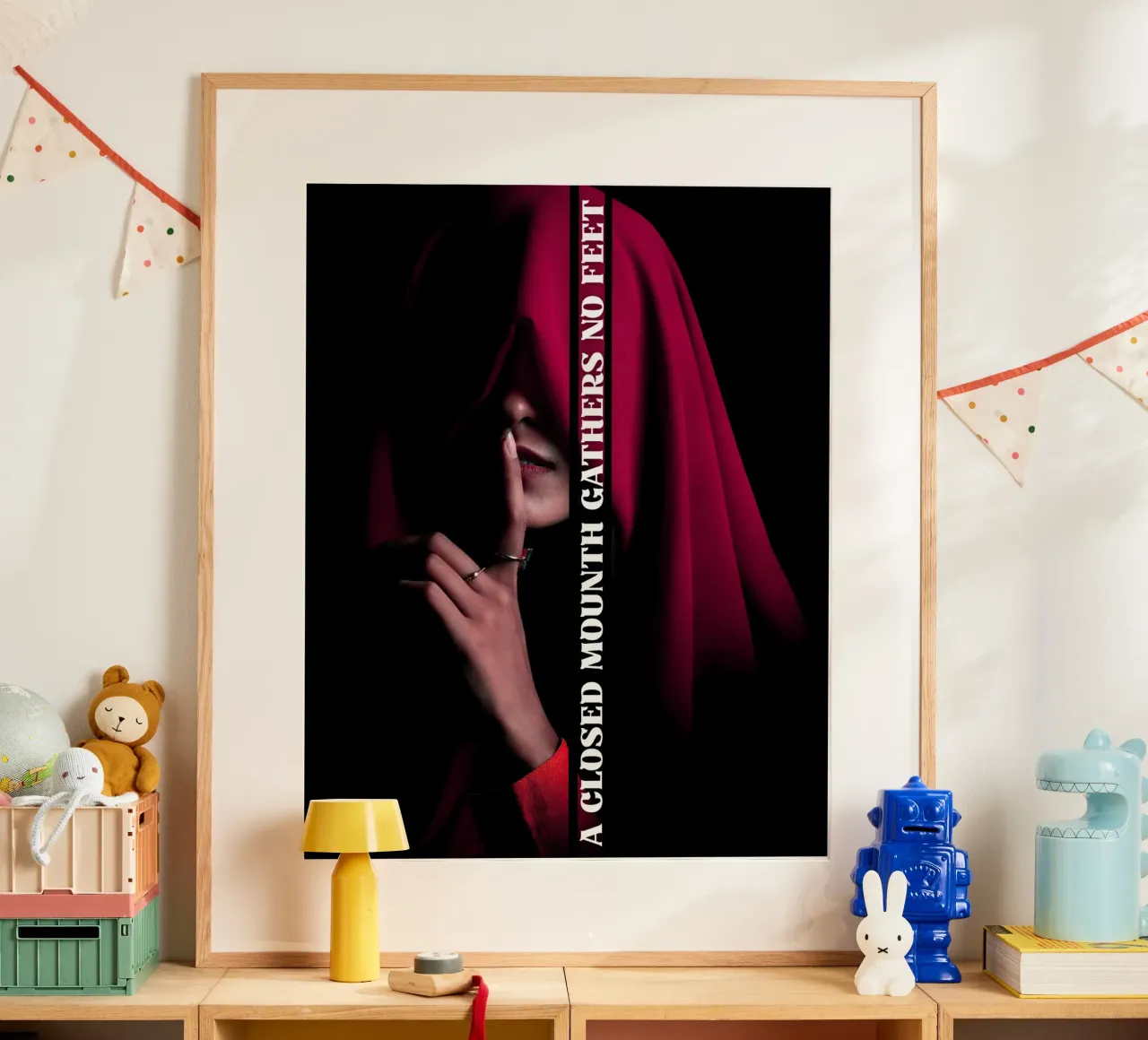 citazioni - Una bocca chiusa non raccoglie piedi. poster da moraaGP