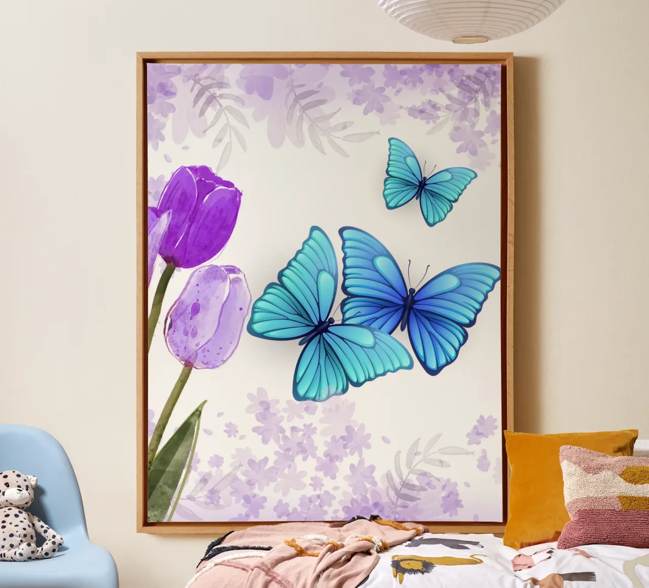 Paarse tulpen & blauwe vlinders - Bloemenontwerp canvas met Baklijst van StrindesignStudio