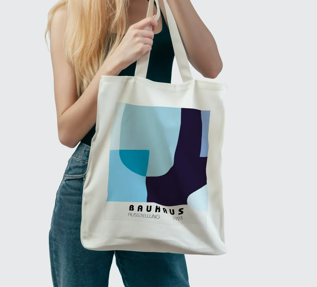 Composizione geometrica in blu borsa in juta da Studio Vibe