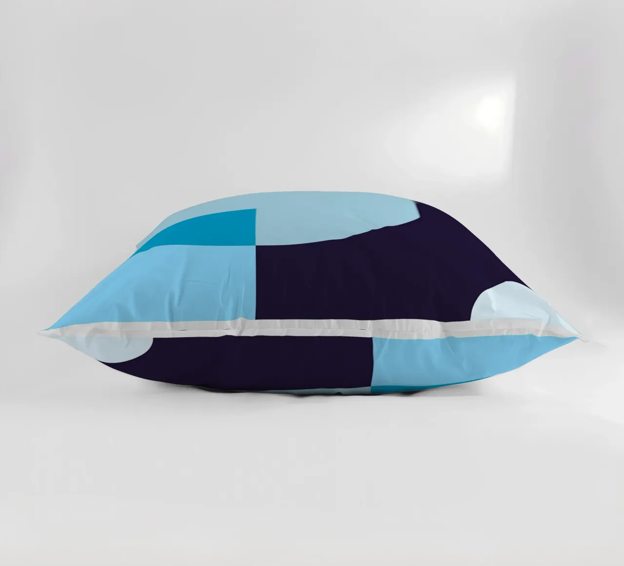 Composizione geometrica in blu cuscino da Studio Vibe